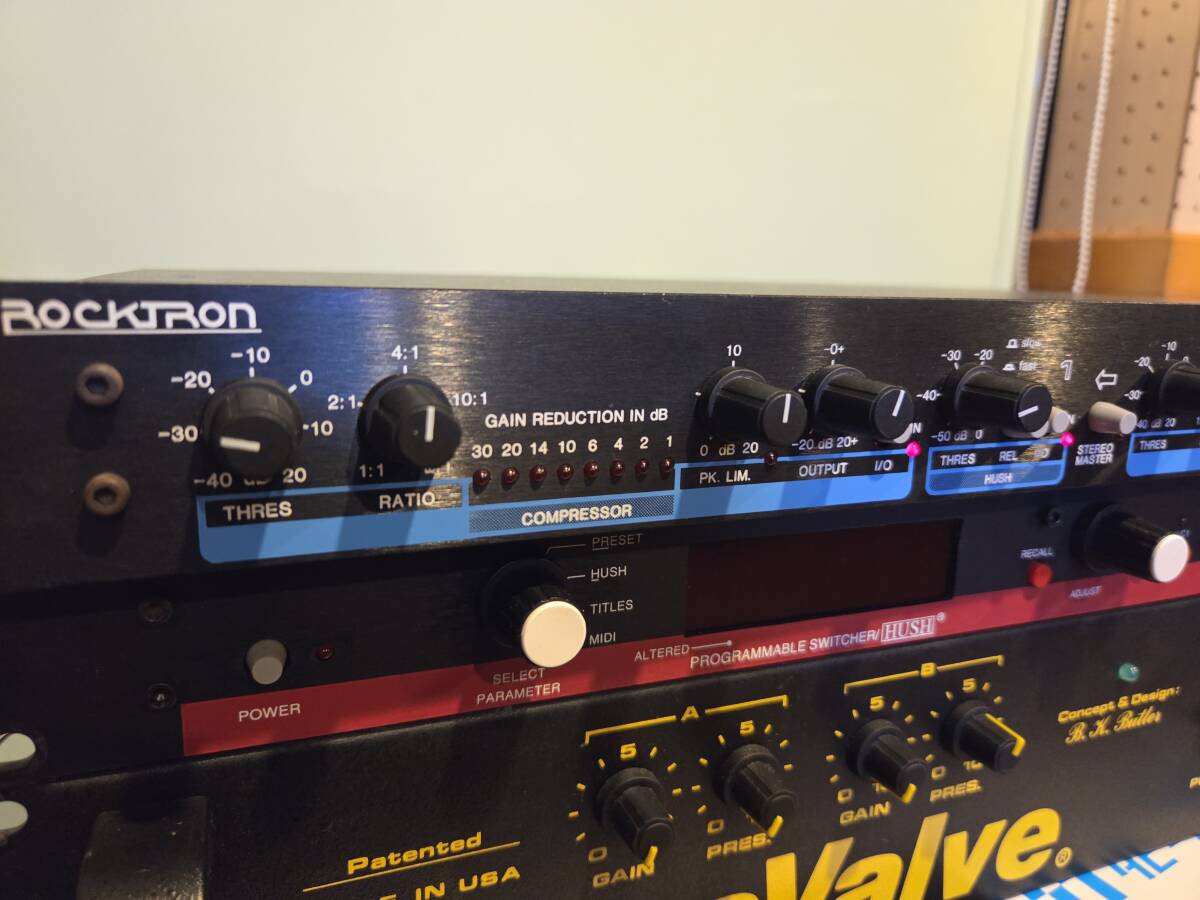 【美品】rocktron comp 360 ステレオ (検)dbx 160 x xt a cad custom audio cae caj拍卖