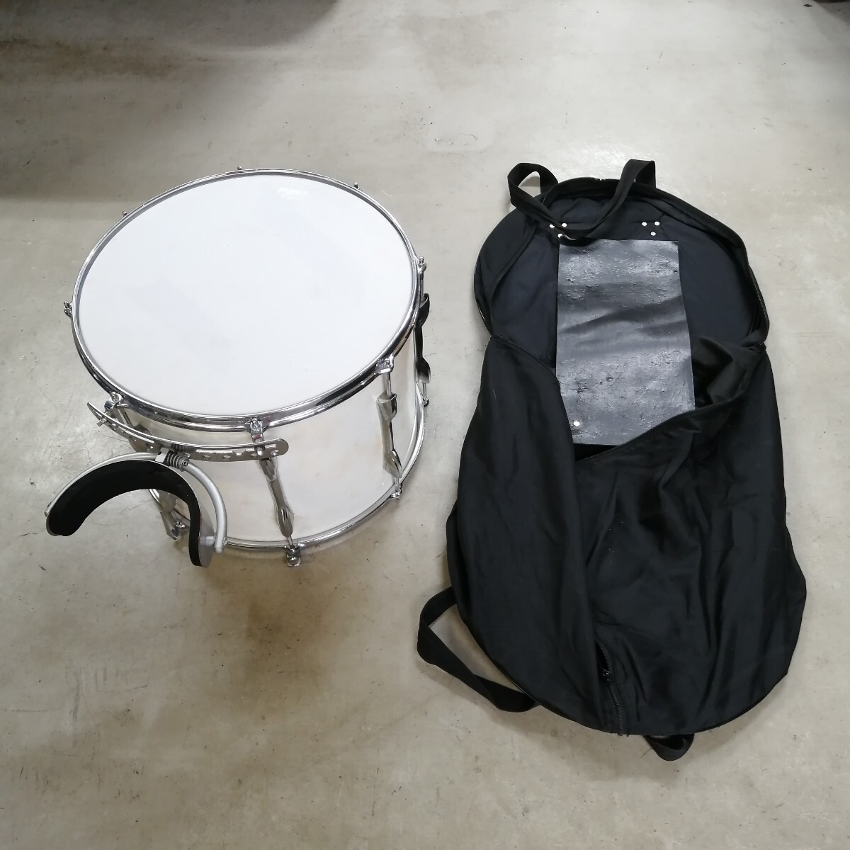 マーチングドラム プレミア テナー ケース付き 直径42㎝拍卖