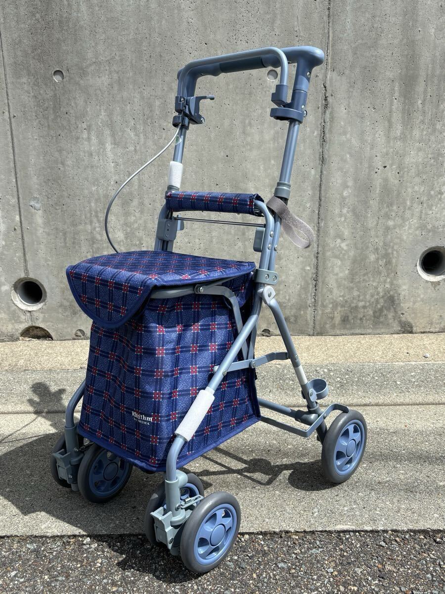 かなり美品 中古 SHIMA 島製作所 Rhythm リズムRWC 軽量 シルバーカー 折畳式 歩行車 高さ調整可 歩行補助車 耐荷重80K 車載可 手押車拍卖