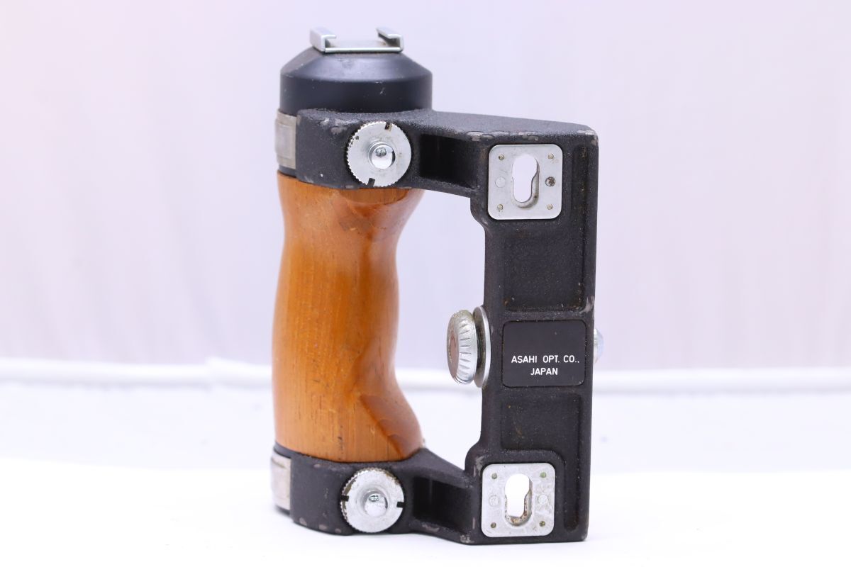 【返品保証】 ペンタックス Pentax 67用 木製グリップ Z3352拍卖