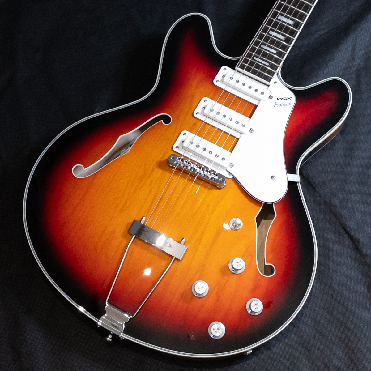 【1本限りアウトレット特価!】 VOX Bobcat S66 SB ボックス セミアコ サンバースト シングルPU搭載拍卖