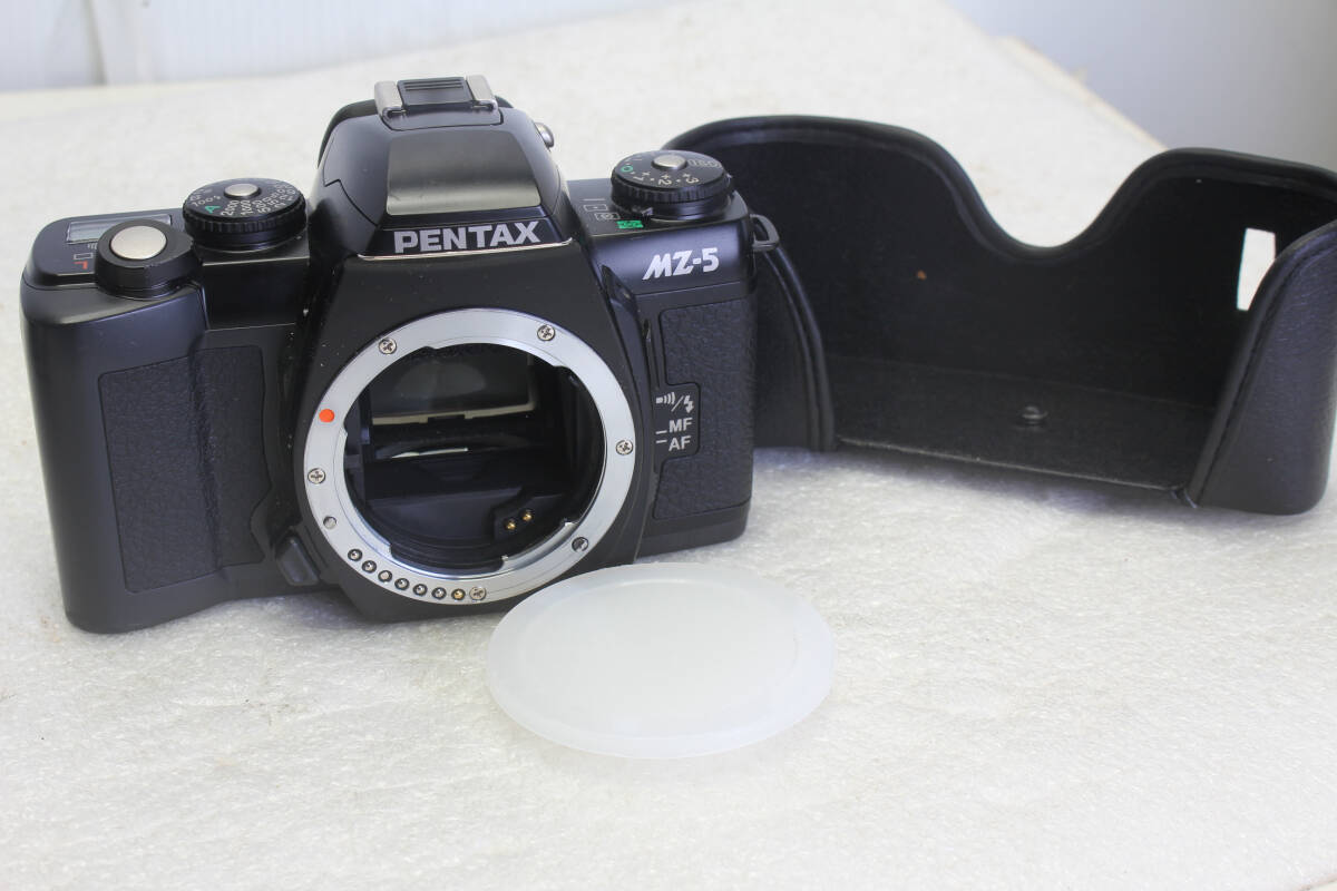 送料無料。フラッシュアップしません。発光します。作動OK。ペンタックス PENTAX MZ-5 ボディ ブラック  管理B30-250910r拍卖
