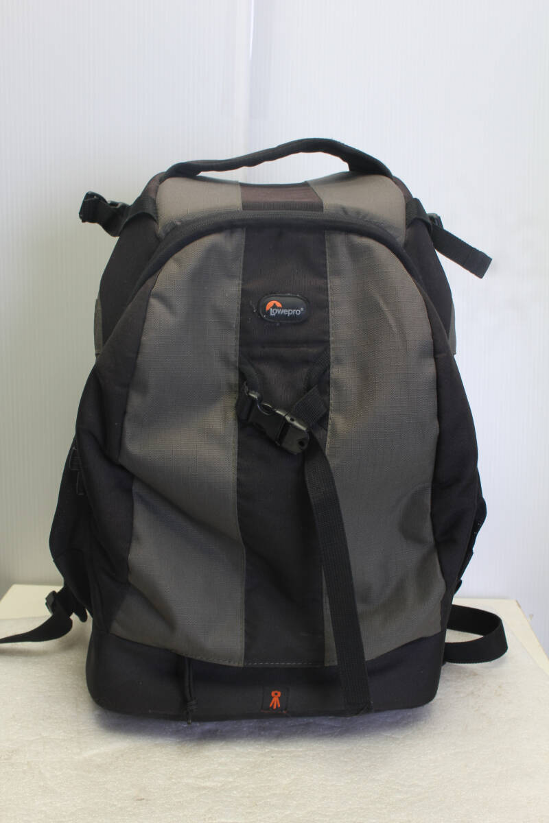 送料無料。中古。Lowepro カメラリュック フリップサイド 400AW 17L 三脚取付可 グリーン 352706  管理1-250907r拍卖