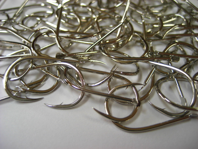 工場直チヌ 5号 白 ハーフ150本入り 即決拍卖