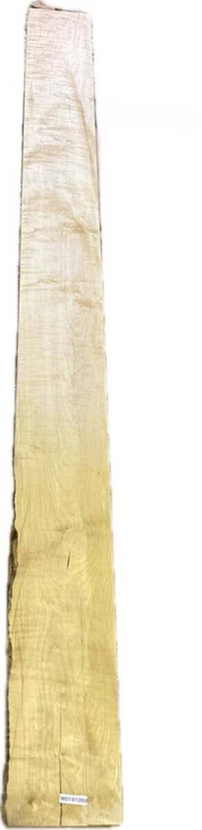 W0191059 カエデ 杢 一枚板拍卖