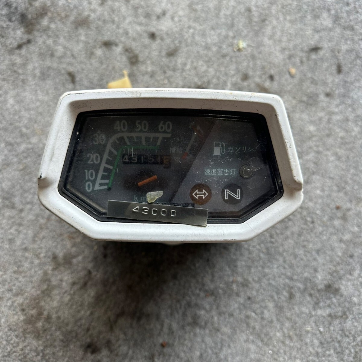 角目 メーター ホンダ シャリー メーターカバー ケース cf50 cf70 メーター 純正拍卖
