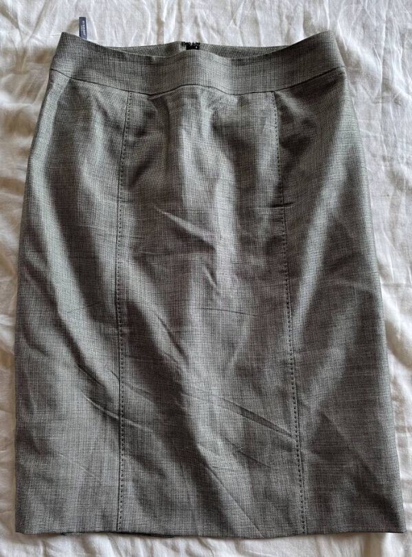 BURBERRY LONDON バーバリー ロンドン ウール シルク 38 グレイ スカート 高級タイプ拍卖