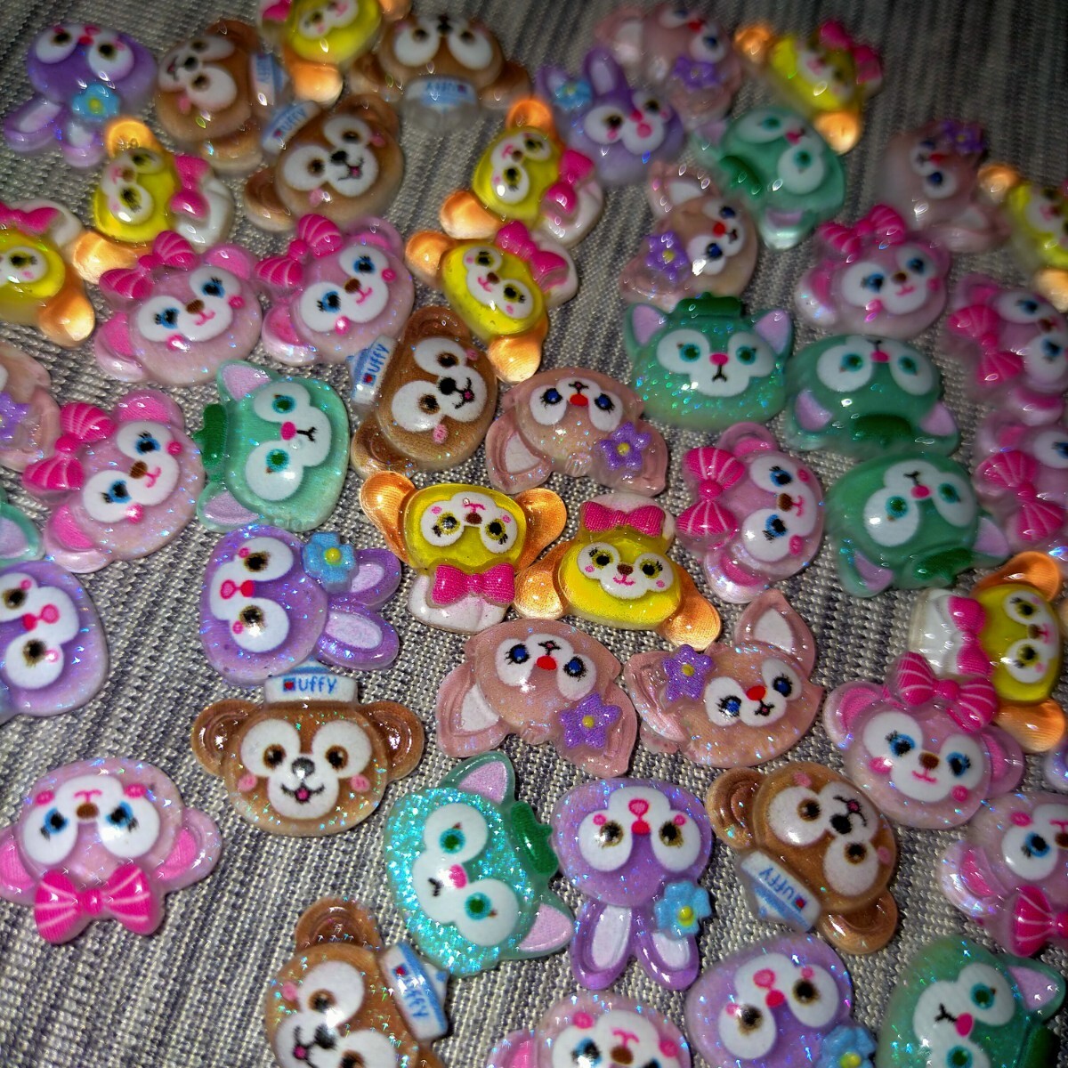 ダッフィー&フレンズ デコパーツ 50個セット キラキラ ラメラメ ネイルパーツ 3Dパーツ ジェラトーニ シェリーメイ クッキーアン ステラ拍卖