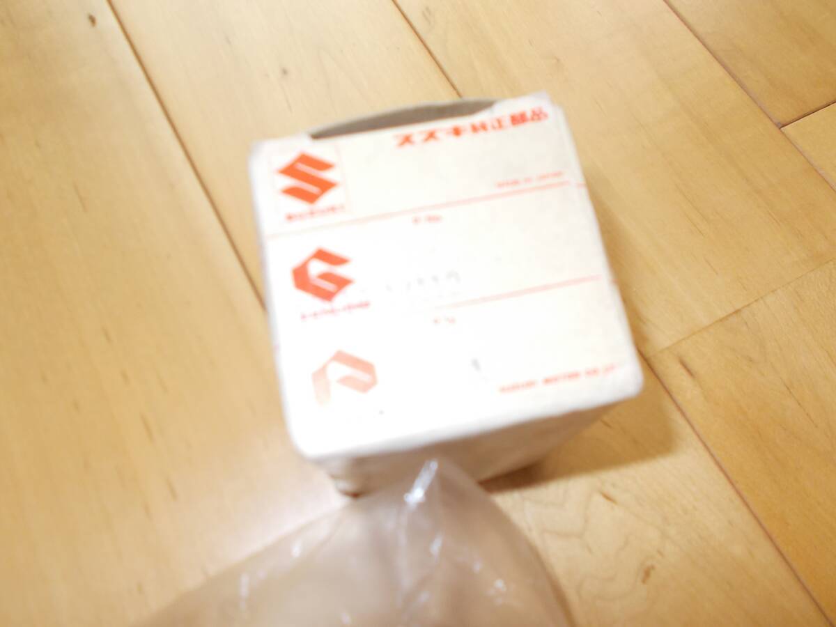スズキ純正RM125ピストン未使用長期保管品拍卖