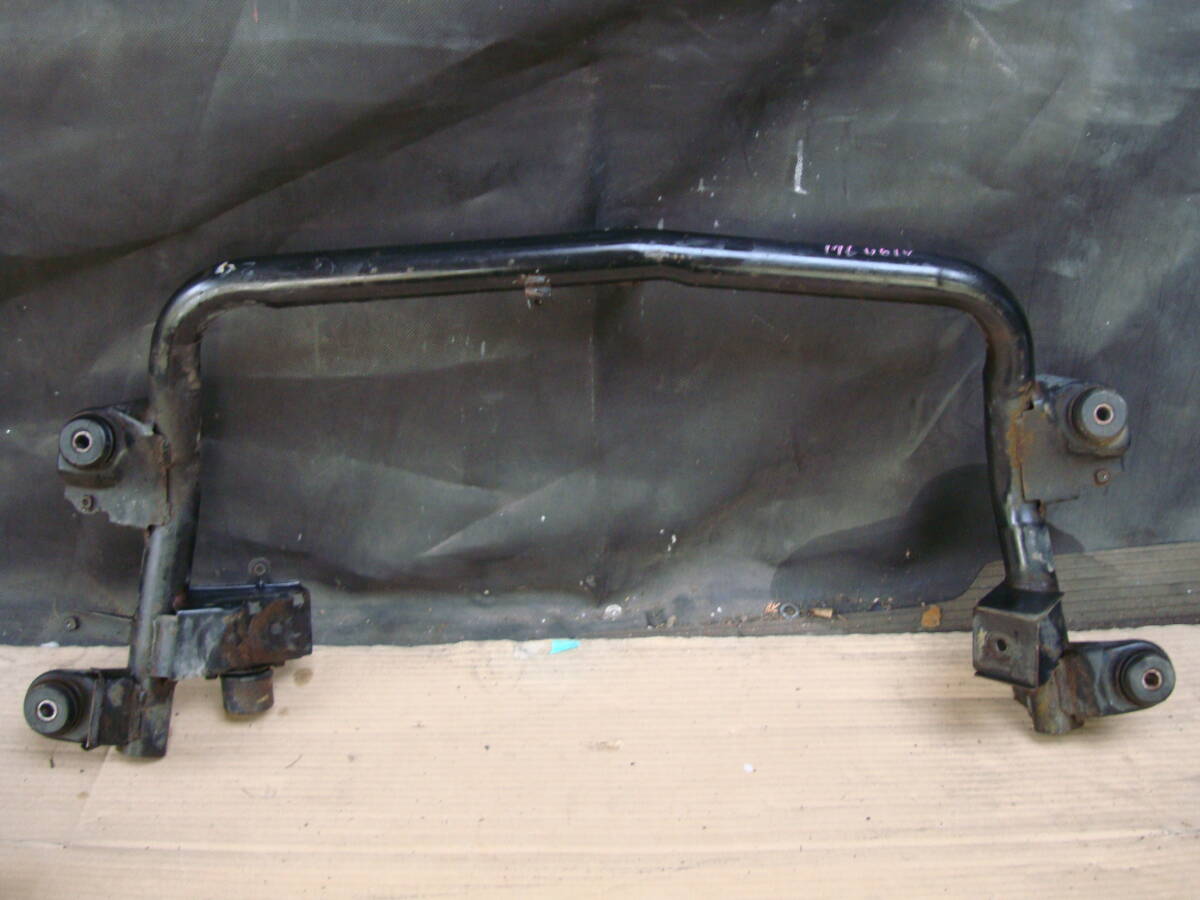 176 ミニキャブ U61V フロント サスペンションメンバー エンジンメンバー インボイス対応拍卖