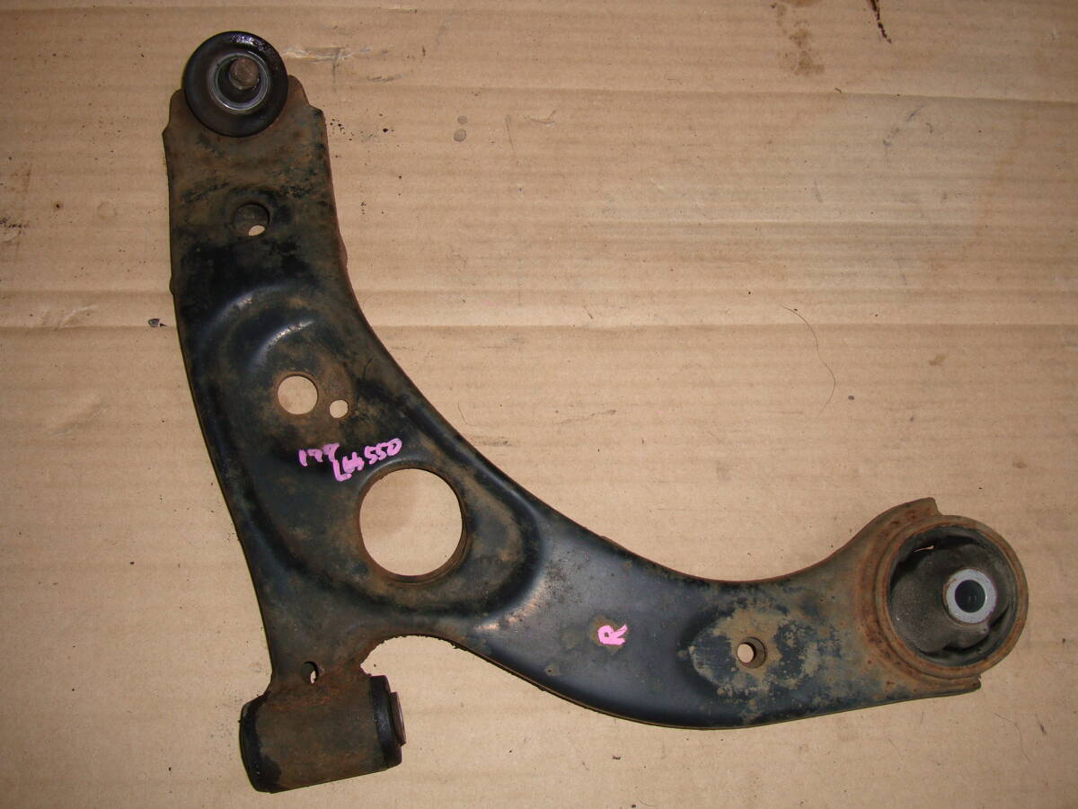 177 ムーヴラテ L550S フロント 右 ロアアーム 運転席側 L150 L350 インボイス対応拍卖