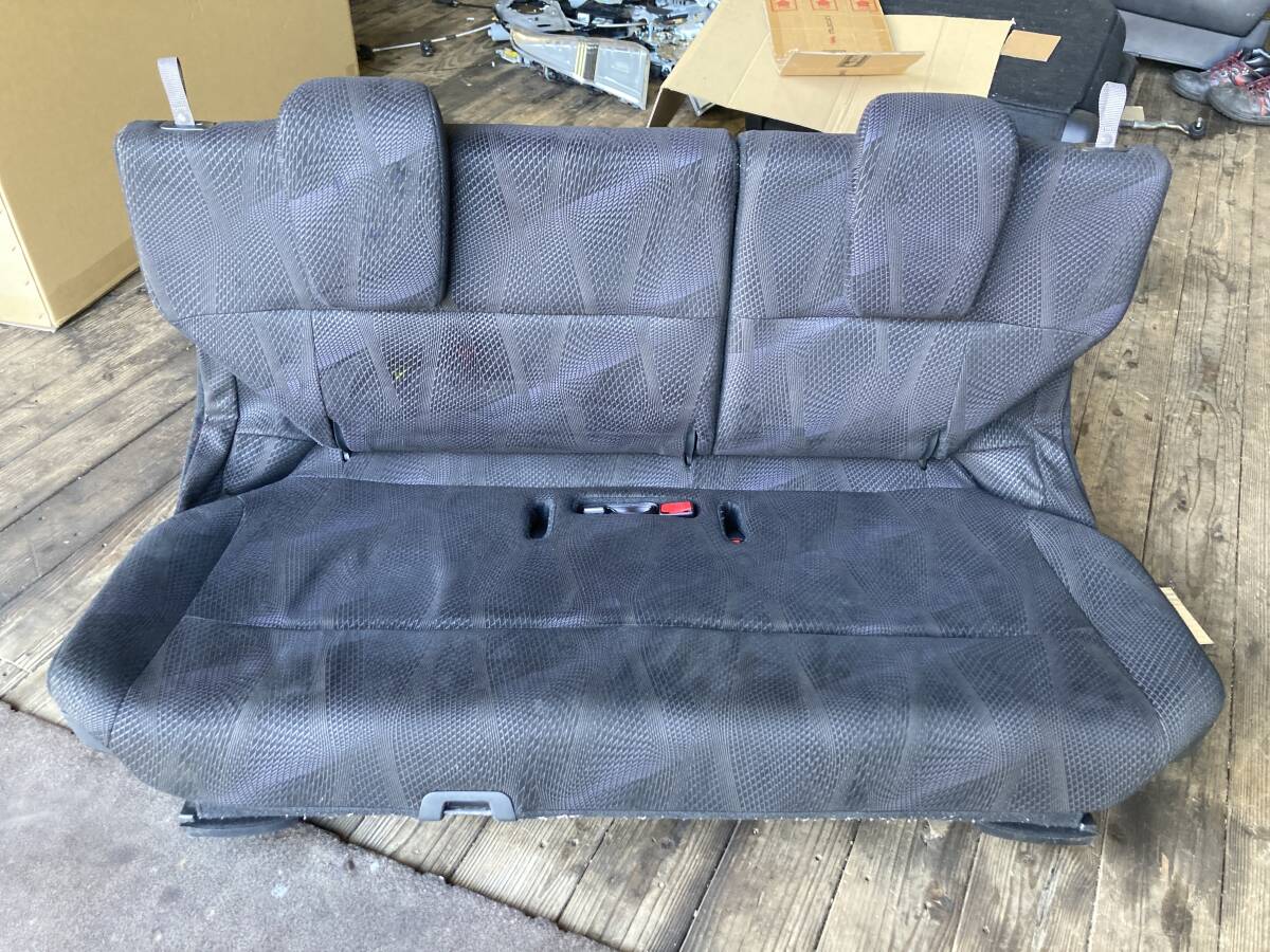 ホンダ ステップワゴンスパーダ RK5 三列目シート 最後方シート ヘッドレスト シートベルト バックル 左右セット 管25353 済拍卖