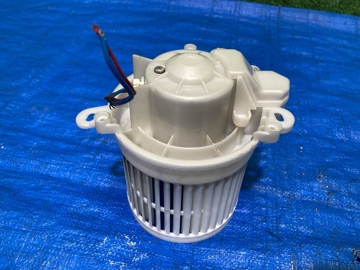 ニッサン デイズ DBA-B21W 3B20 ヒーターブロアモーター ヒーターモーター フロント 273PFC690A 管25911拍卖