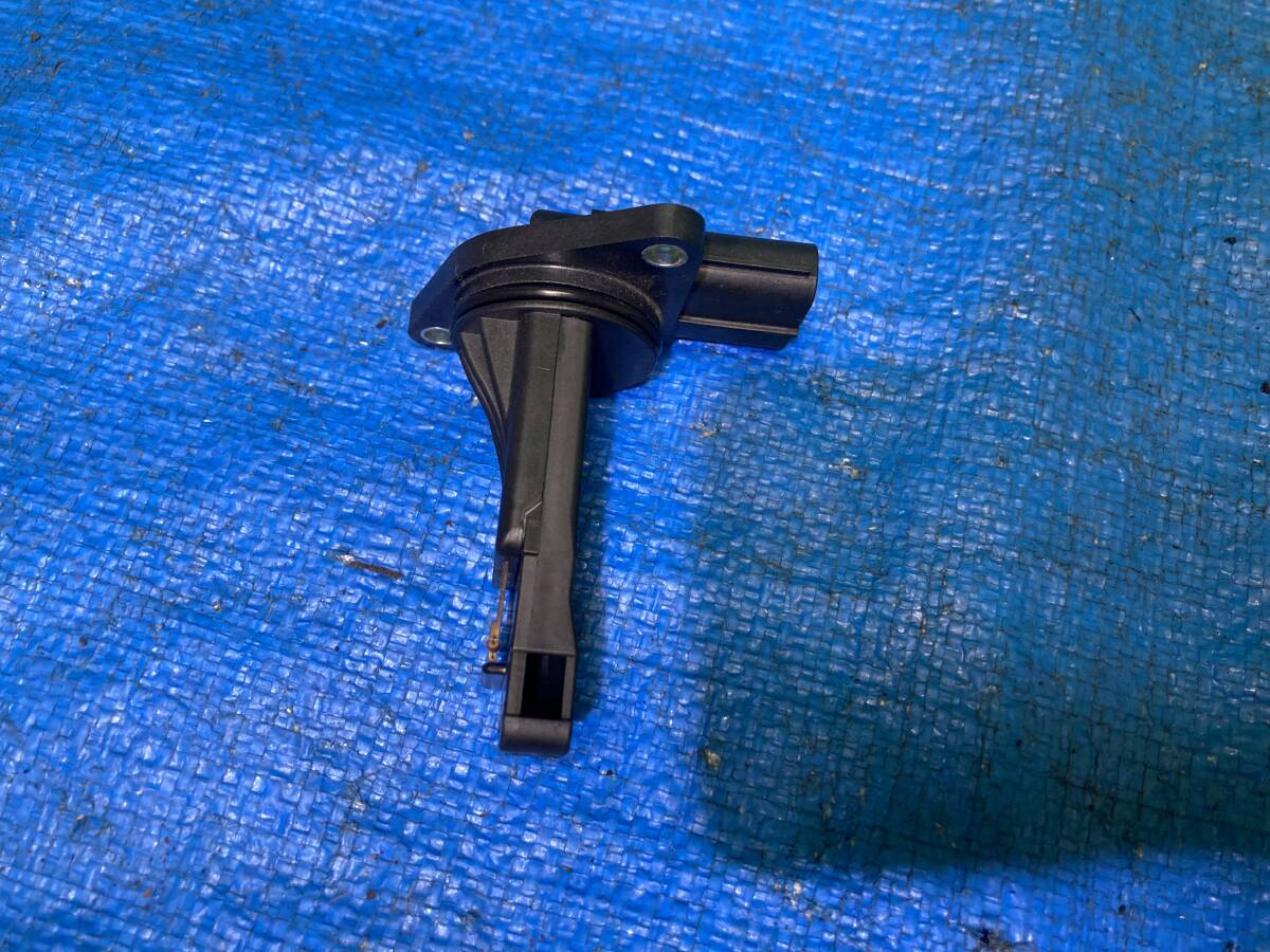 スズキ ラパン DBA-HE33S R06A エアフロセンサー エアフロメーター 74P0 E5T62374 カプラー5ピン 管26114拍卖