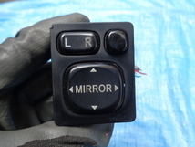 後期 H14年 100系 ハイエース スーパーカスタム RZH101G 純正 ドアミラースイッチ 格納 動作品 送料400円 管Z7拍卖
