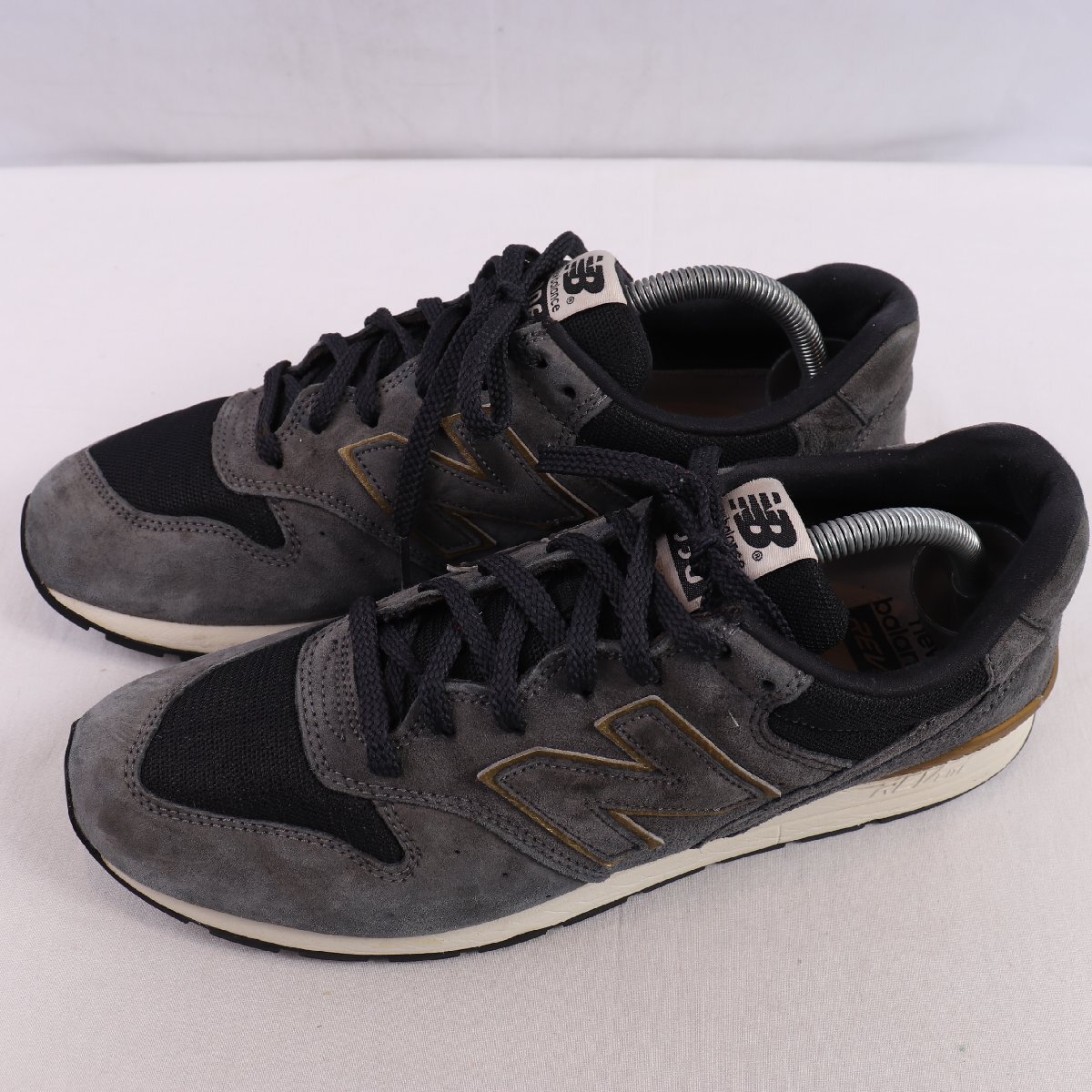 996 ニューバランス 27.5cm/new balance 濃灰 ダークグレー 紺 ネイビー 金 ゴールド 中古 古着 メンズ スニーカー yy6704拍卖