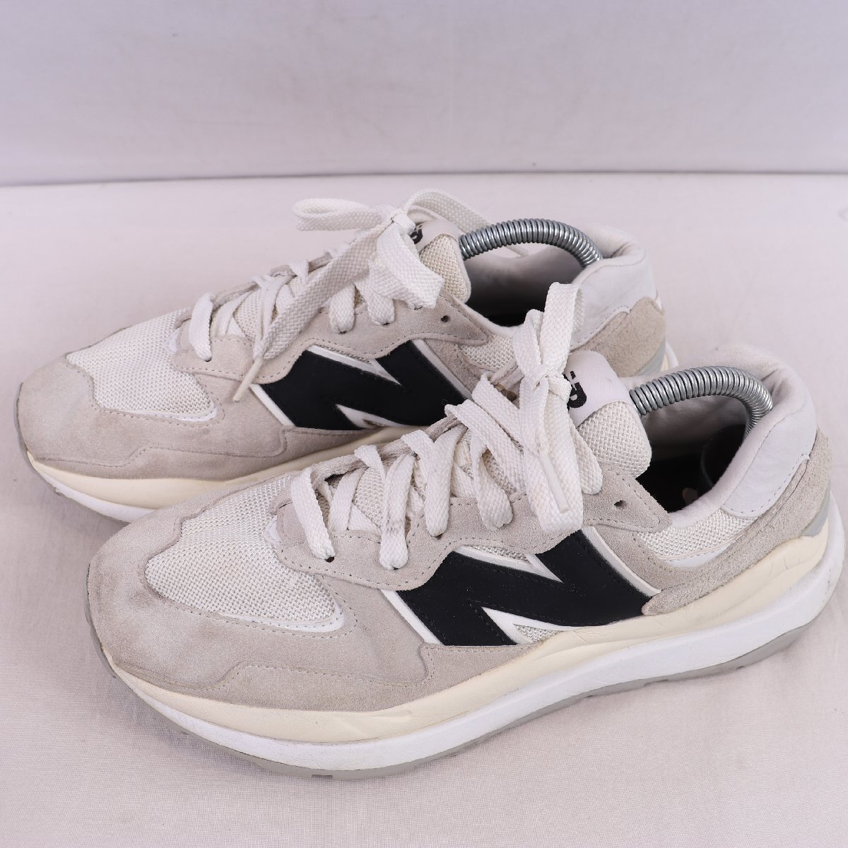 57/40 ニューバランス 26.0cm/new balance M5740CBC 灰 グレー 黒 ブラック クリーム 中古 古着 スニーカー メンズ yy6955拍卖