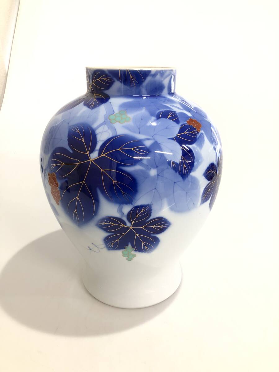 B4875 深川製磁 葡萄金彩 花瓶 花入 花器 フラワーベース 宮内庁御用達 有田焼 拍卖