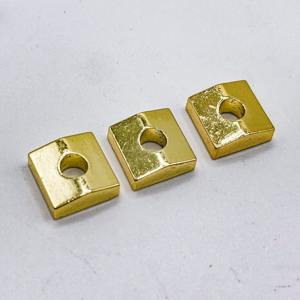 G022 フロイドローズ ナット板のみ 3枚 ゴールド拍卖