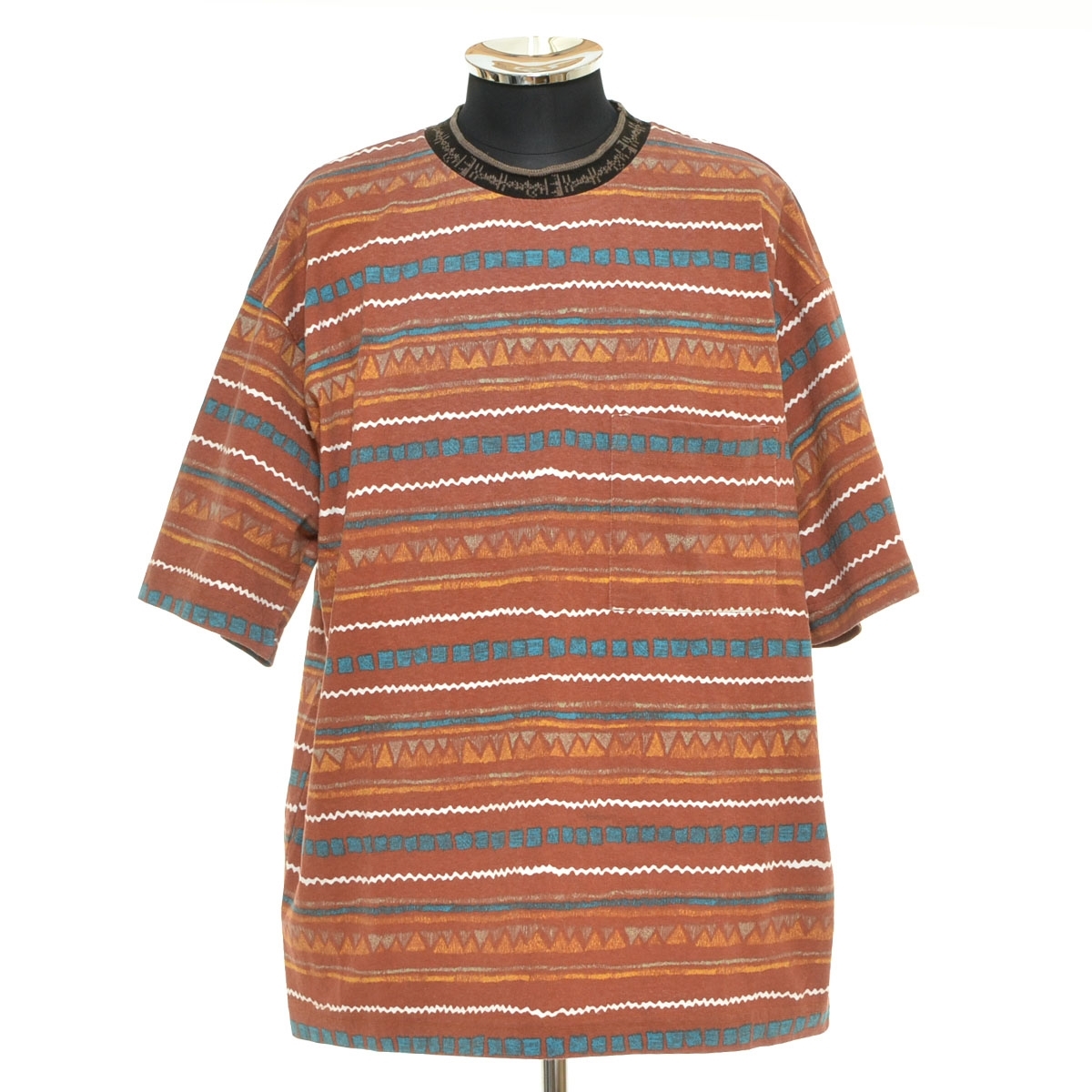 ●565910 ●総柄Tシャツ 古着 ALL OVER PATTERN TEE サイズOSFA ネイティブ柄 メンズ USA製 ブラウン拍卖