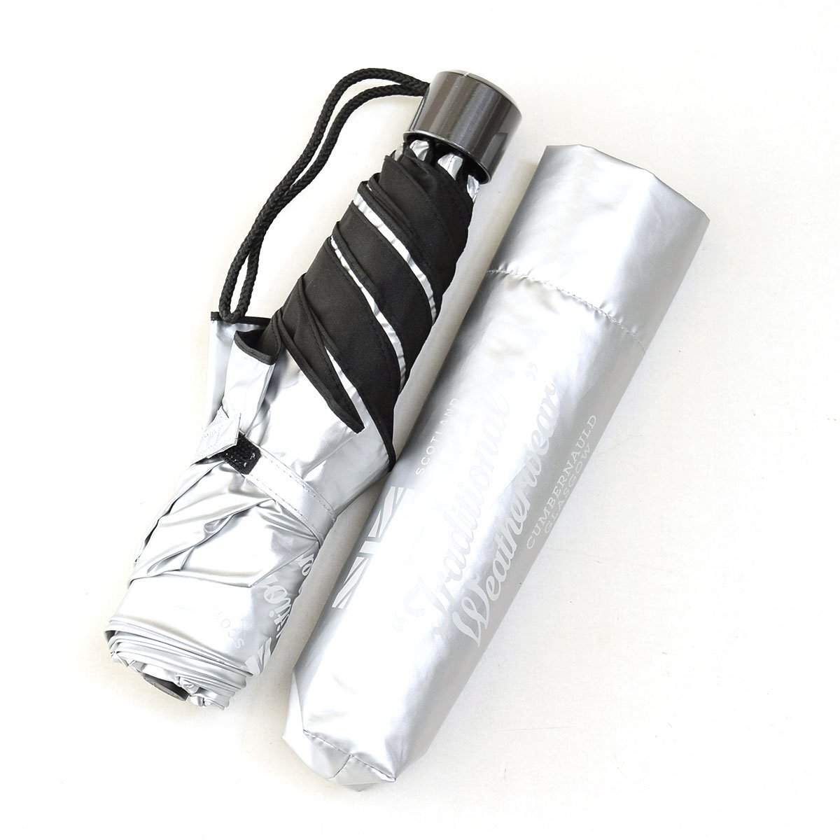 △563302 Traditional Weatherwear トラディショナルウェザーウェア 折りたたみ日傘 【軽量】LIGHT WEIGHT UMBRELLA シルバー ブラック拍卖