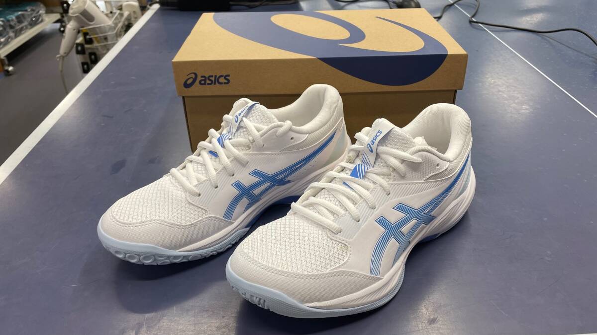☆新品 アシックス GEL-TASK4 インドアスポーツシューズ 25.5cm WOMEN WHITE/BLUECOAST☆拍卖