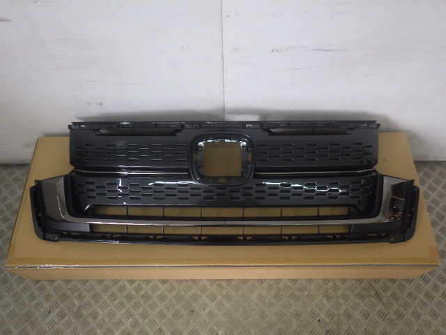 新車外し RP6 RP7 RP8 ステップワゴンスパーダ プレミアムライン ブラックエディション フロントグリル ブラッククロームメッキ 即決拍卖