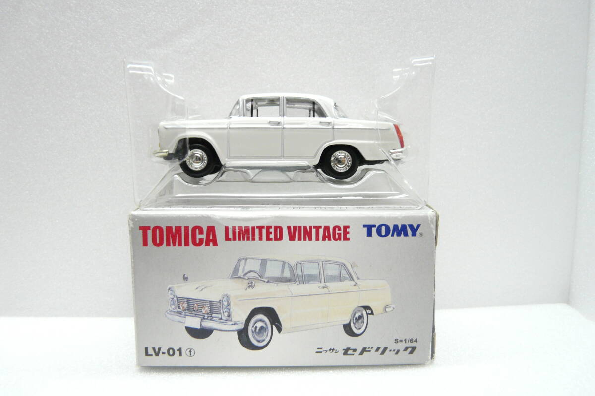 【ミニカー】TOMICA◆LIMITED VINTAGE LV-01f◆ニッサン セドリック◆初代30 セダン カスタム◆美品◆拍卖