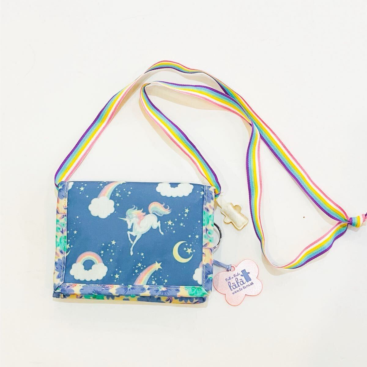 【新品未使用】fafa フェフェ 財布 ブルーユニコーン 肩掛け 小銭入れ お札入れ マジックテープ パスケース ウォレット 紐付き kids 通学拍卖