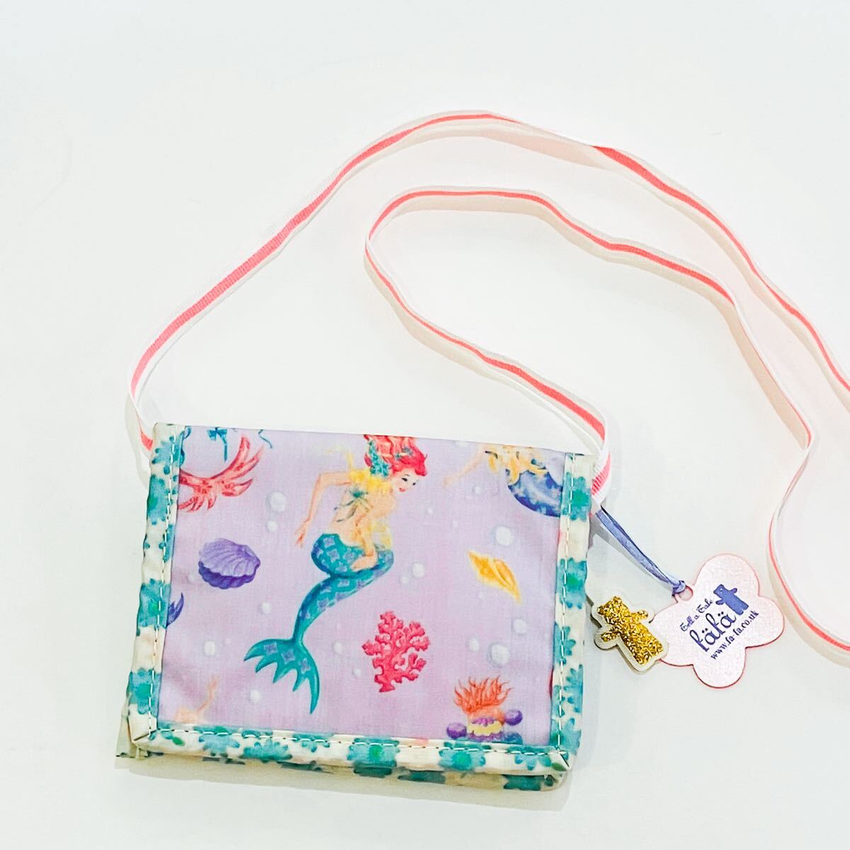 【新品未使用】fafa フェフェ 財布 ラベンダーマーメイド パープル 人魚 花柄 肩掛け マジックテープ パスケース ウォレット kids 通学拍卖