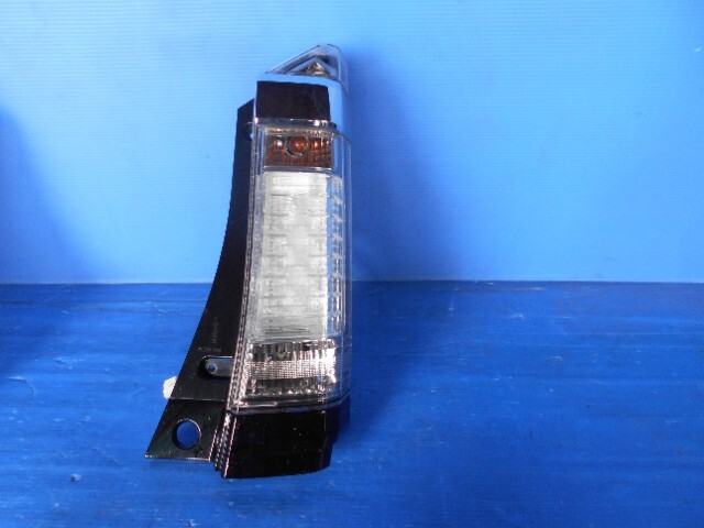 903206 ホンダ N BOX JF1 テールランプ右拍卖