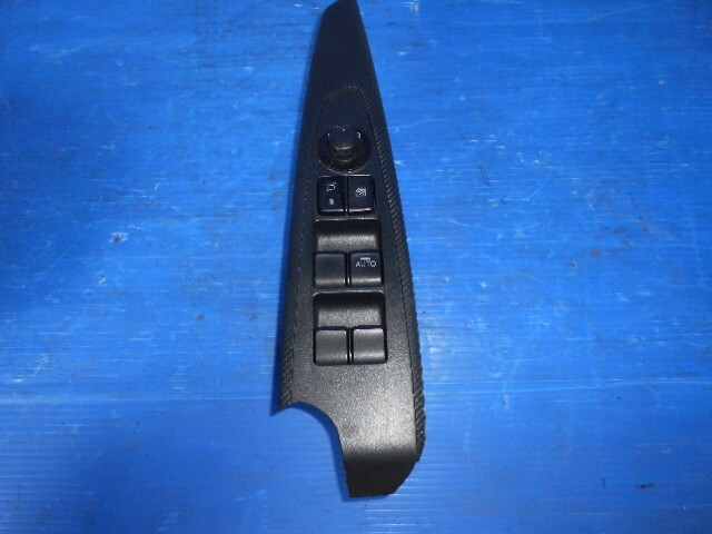 903211 マツダ デミオ DJ5FS パワーウインドスイッチ拍卖