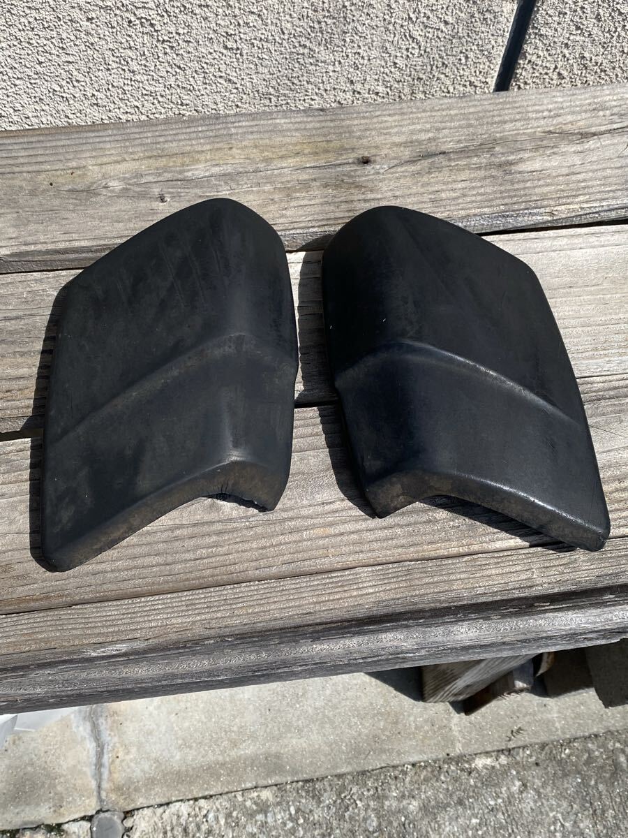 セドリック 330 リアバンパー用 コーナーラバー バンパーコーナーモール バンパーガイド バンパーゴム 昭和53年式 SGLE L20 グロリア拍卖