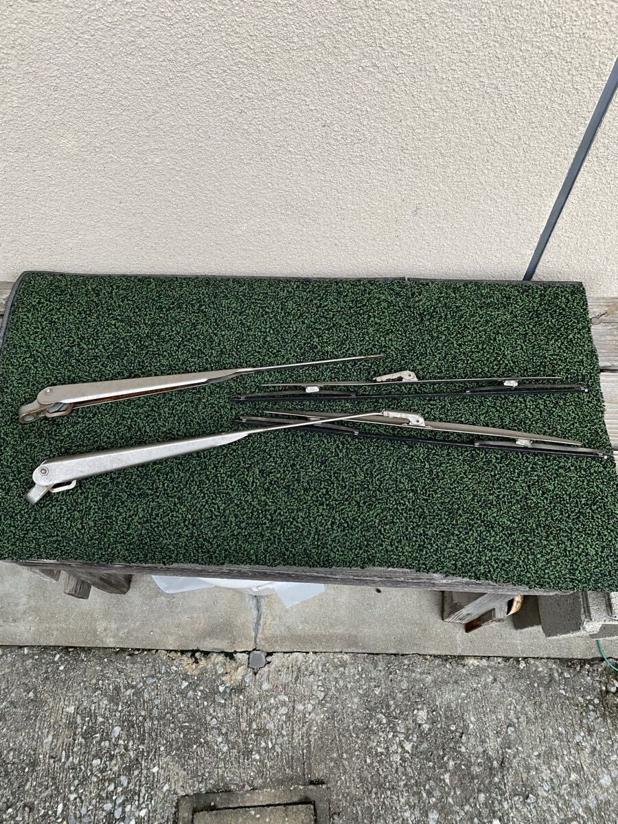 セドリック 330 ワイパーアーム ワイパーブレード R 右側 昭和53年式 当時物 中古品 SGLE L20E グロリア 日産 旧車 エアロフィン?拍卖