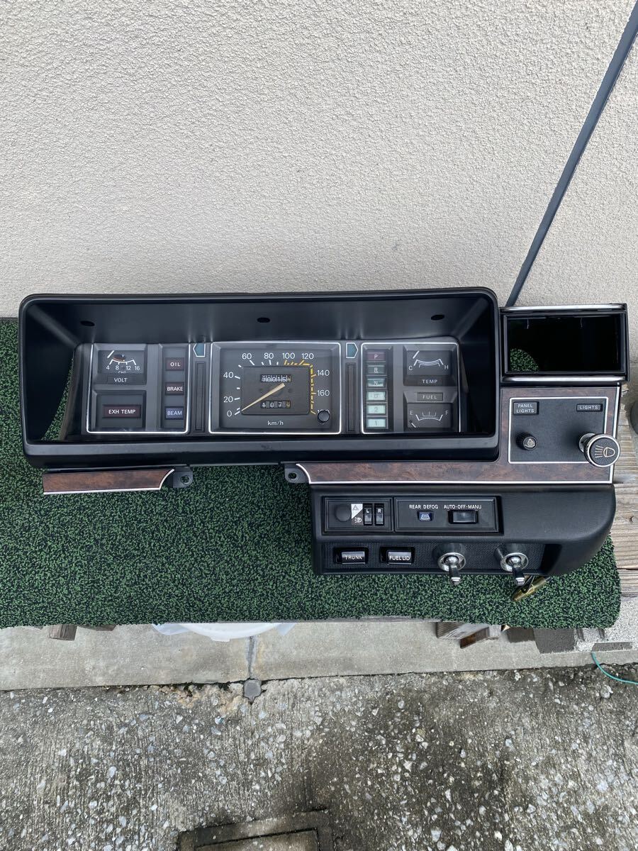 セドリック 330 メーター メーターパネル 昭和53年式 C-331 SGLE L20E グロリア スピードメーター AT仕様 7万km台 ライトスイッチ ミラーリ拍卖