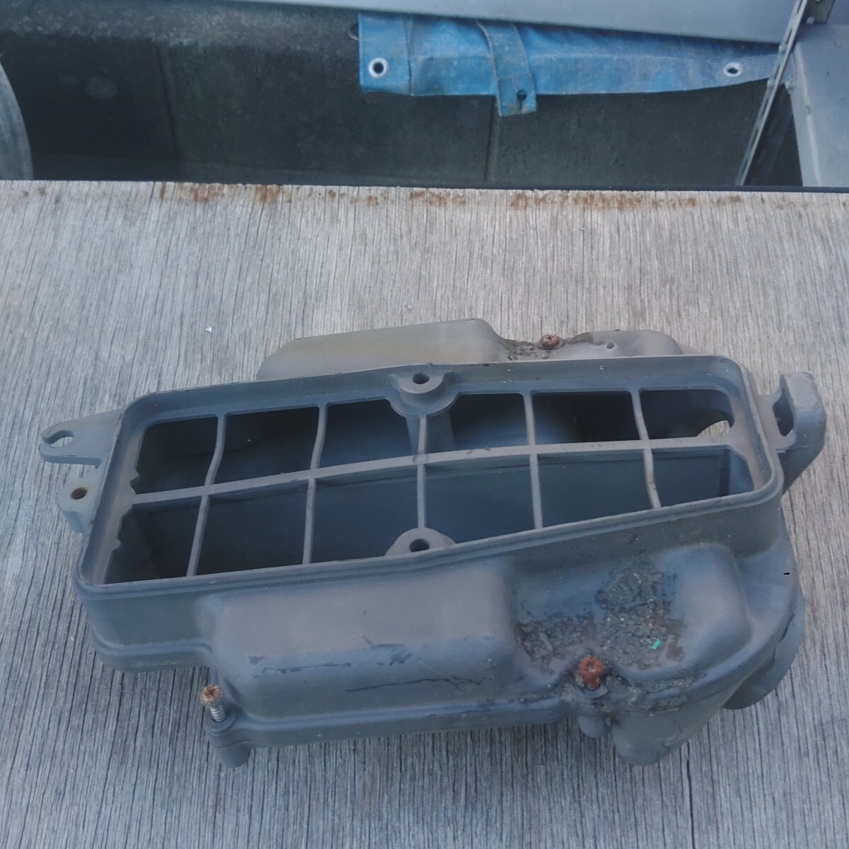 ヤマハYAMAHA TDR250用エアクリーナーBOX ジャンク品拍卖