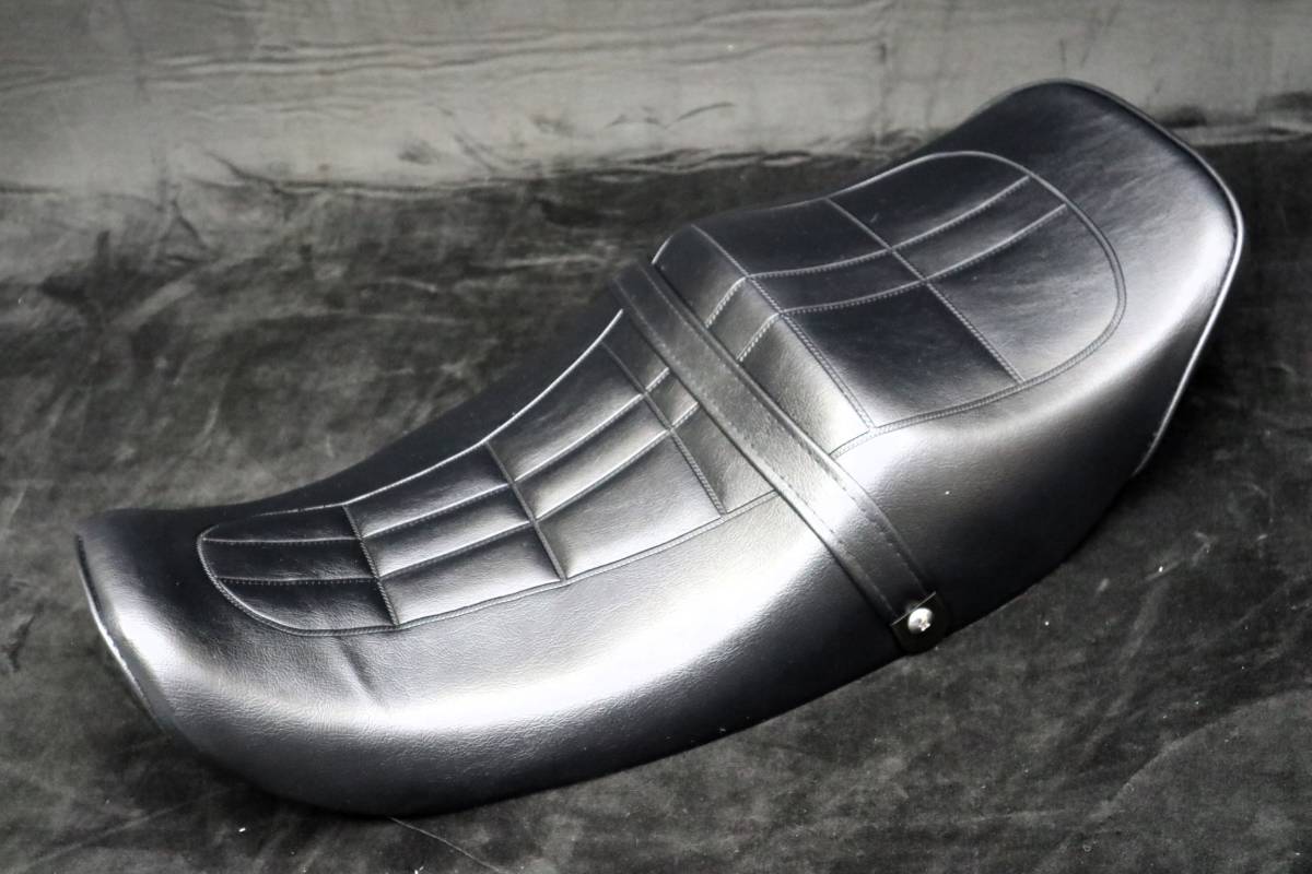 ゼファー400後期 シート Z2仕様/ブラック2型ZR400 C5 C6 C7タックロールシート カワサキ あんこ抜き ローダウン アンコ抜き拍卖