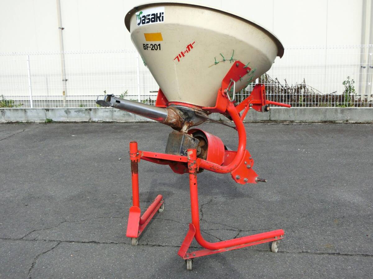 山形 ササキ ブロードキャスター BF-201 フリッカー 180L 肥料散布機 ブロキャス 適応 トラクター 15~30馬力 農機具市場寒河江店拍卖