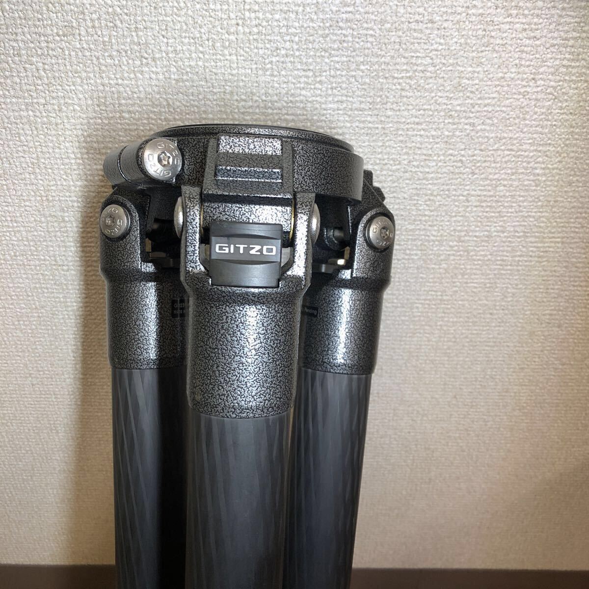 ★ GITZO 大型三脚 カーボン6X GT5531S 美品 ☆安心動作保証付き☆拍卖