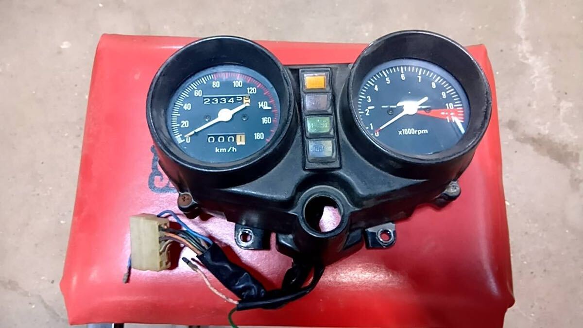 ホークⅡ 400T 国内メーター拍卖