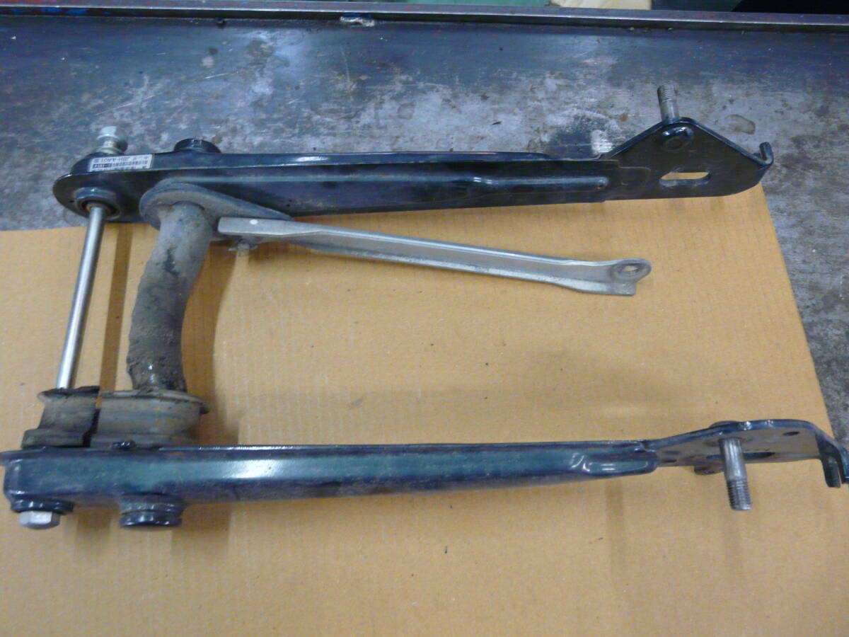 リトルカブFi AA01 スイングアーム 緑メタリック拍卖