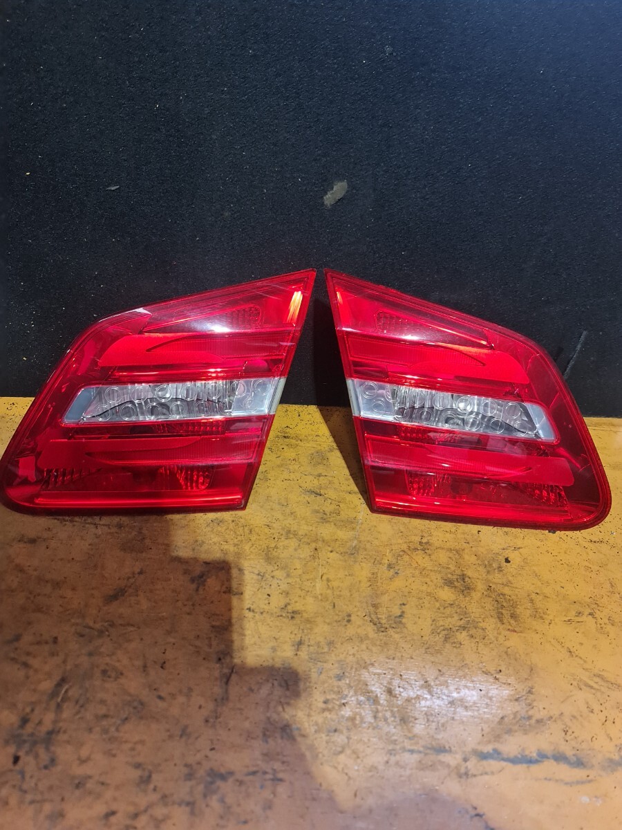 ベンツ Bクラス DBA-246242 左右セット フィニッシャーパネル A2469066400 A2469066300拍卖