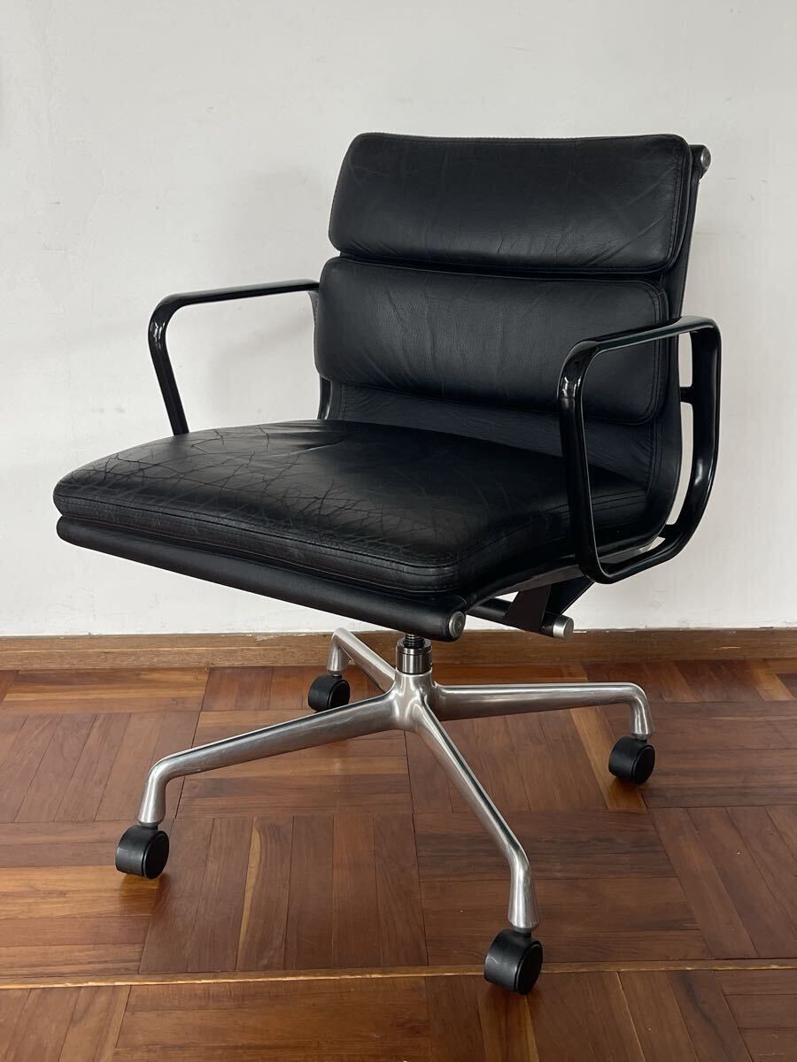 Herman Miller ハーマンミラー イームズ ソフトパッド グループ チェア デスク ローバック ミッドセンチュリー ビンテージ ヴィンテージ 拍卖