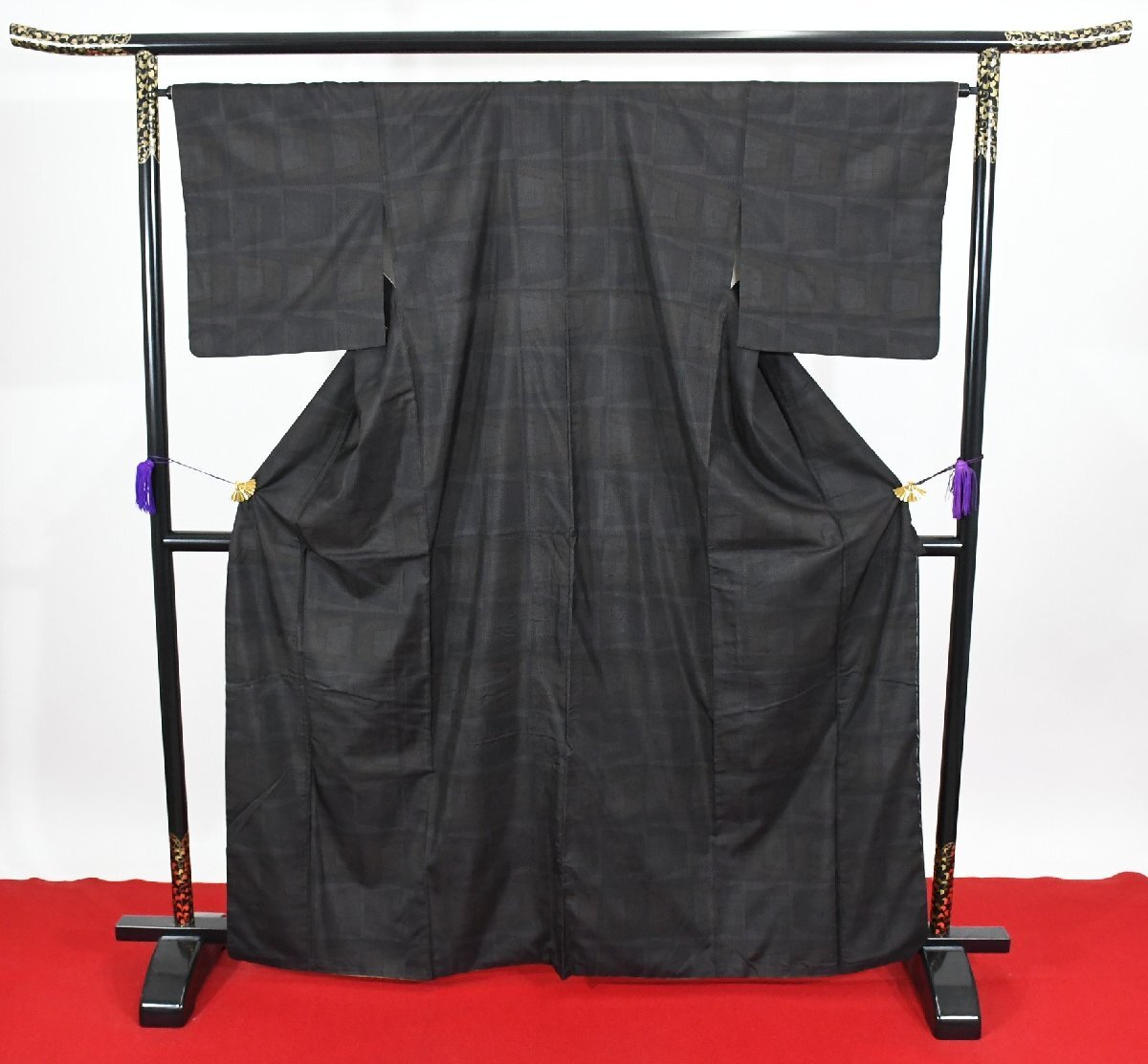 紬 つむぎ 幾何学模様 正絹 身丈158cm 裄丈65cm ★着物 pb-3408 桜庭呉服店拍卖