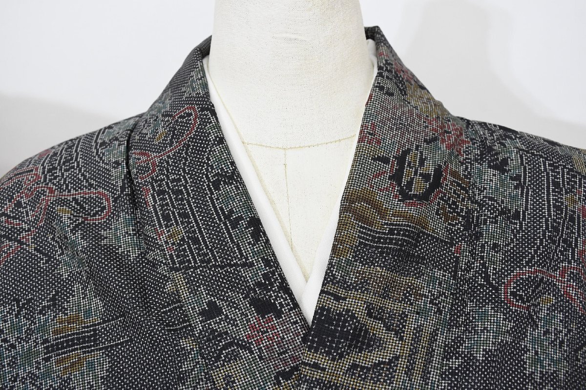 大島紬 柄の良い素敵な総絣 正絹 身丈152cm 裄丈63cm ★着物 pb-3405 桜庭呉服店拍卖