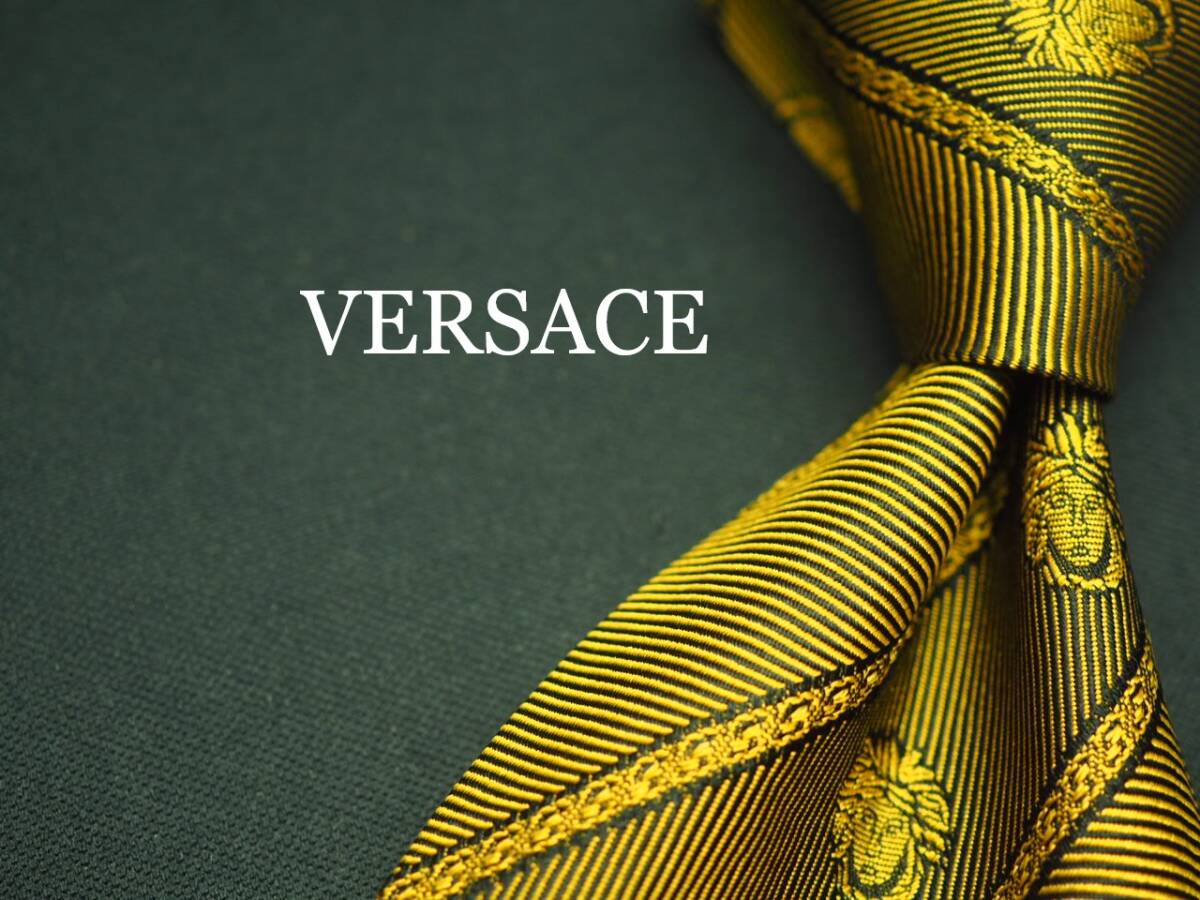 美品【VERSACE ヴェルサーチ】 F2168 ロゴ ゴールド系 SILK ブランド ネクタイ 古着 良品 転売 仕入拍卖