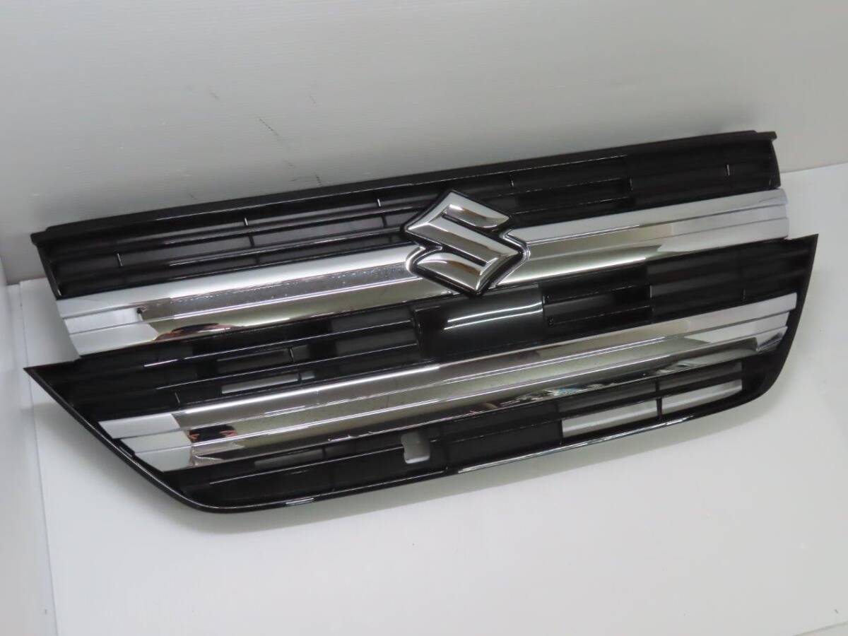 軽傷/良品 Q【C0521】MK54S/MK94S スペーシアカスタム フロントグリル カメラ穴有り【71740-53U50-E9D/71745-53U5】拍卖