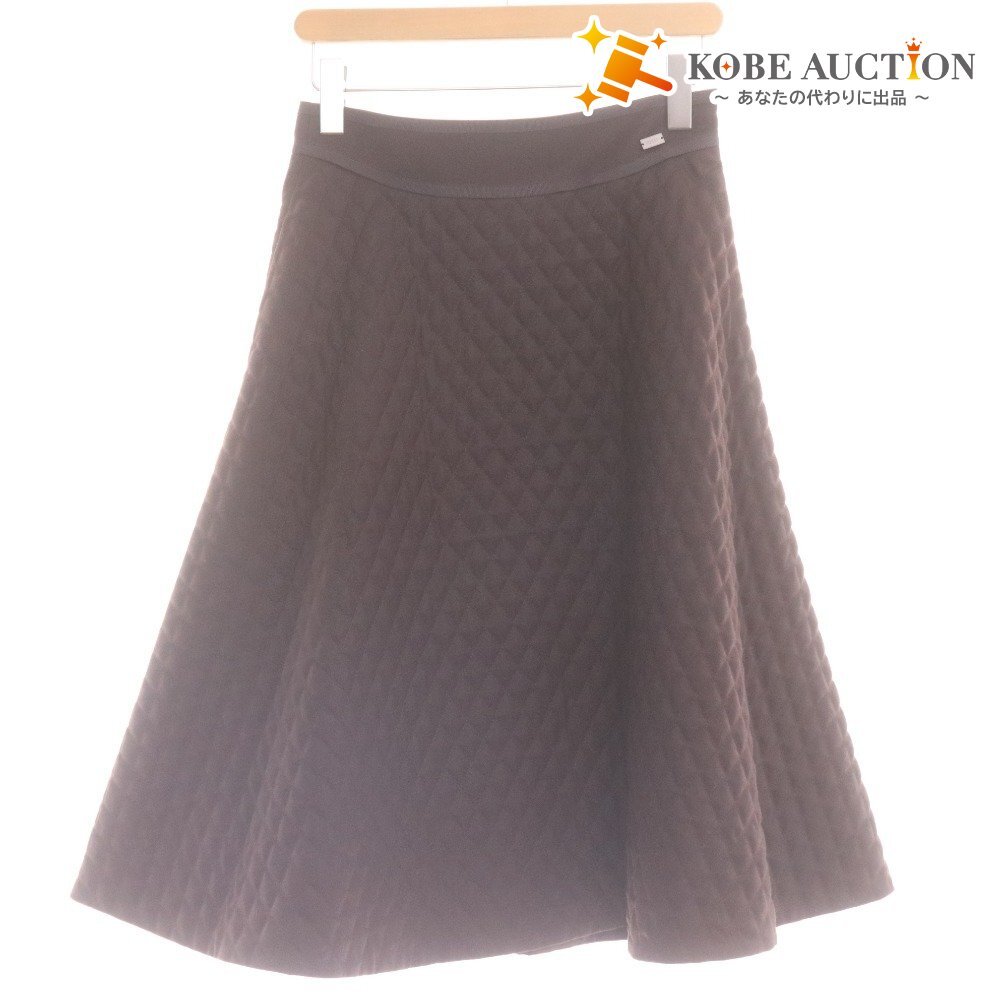 ■ フォクシー スカート ボトムス キルティング ロゴプレート ひざ丈 レディース 40 (M相当) チョコレート ブラウン ハンガー付き拍卖