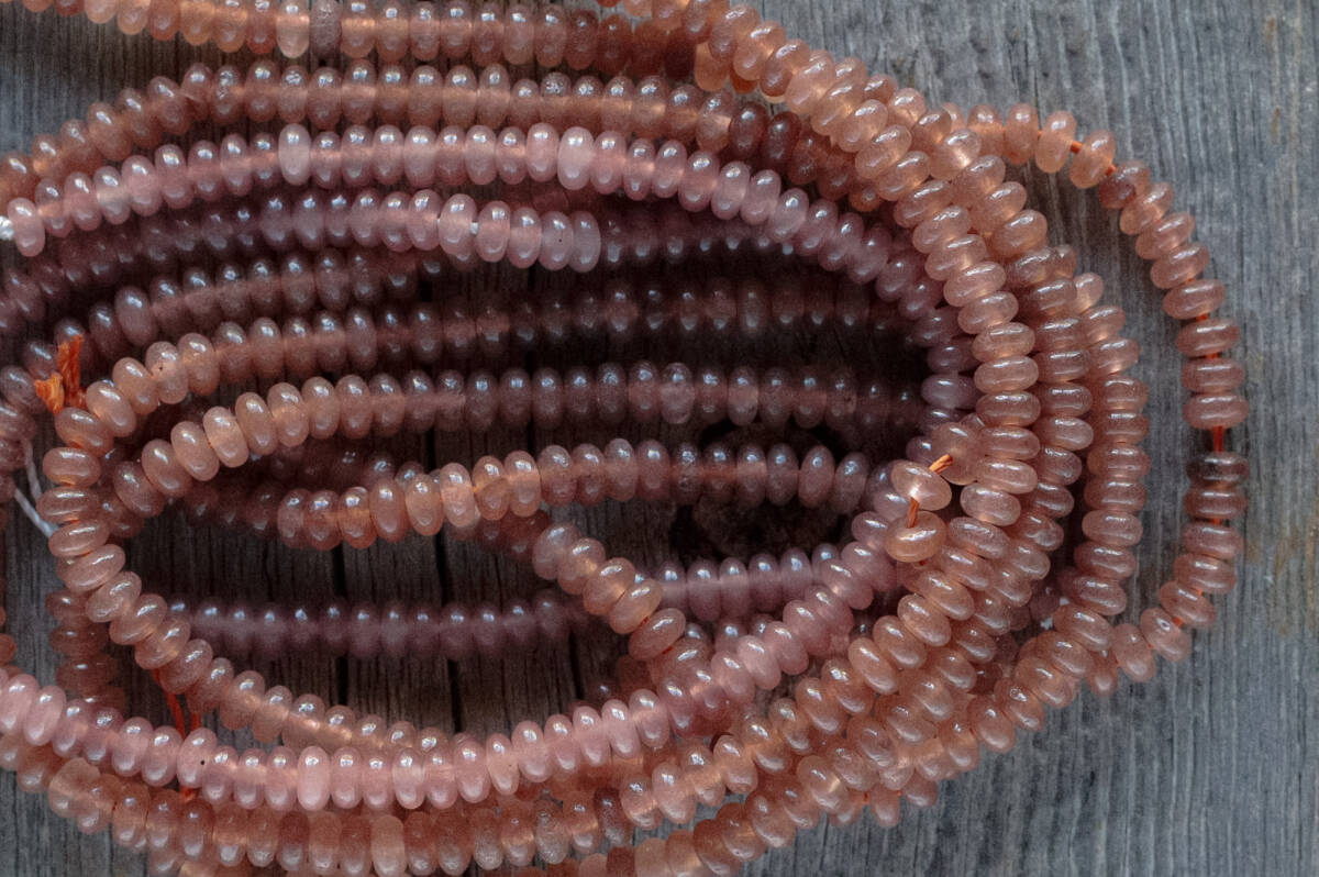 * Strawberry jade button type拍卖