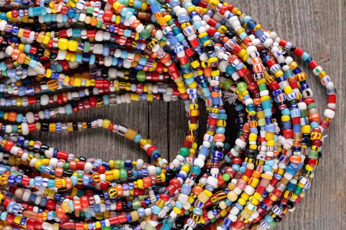 * Christmas beads拍卖